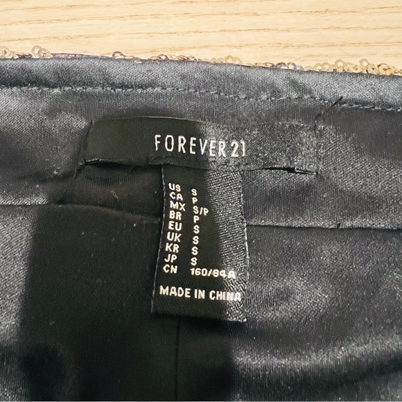 Forever 21 Gold sequins sexy skinny leggings pants size small party cocktails - Picture 6 of 12